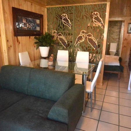 Echuca Gardens Hotel Bagian luar foto